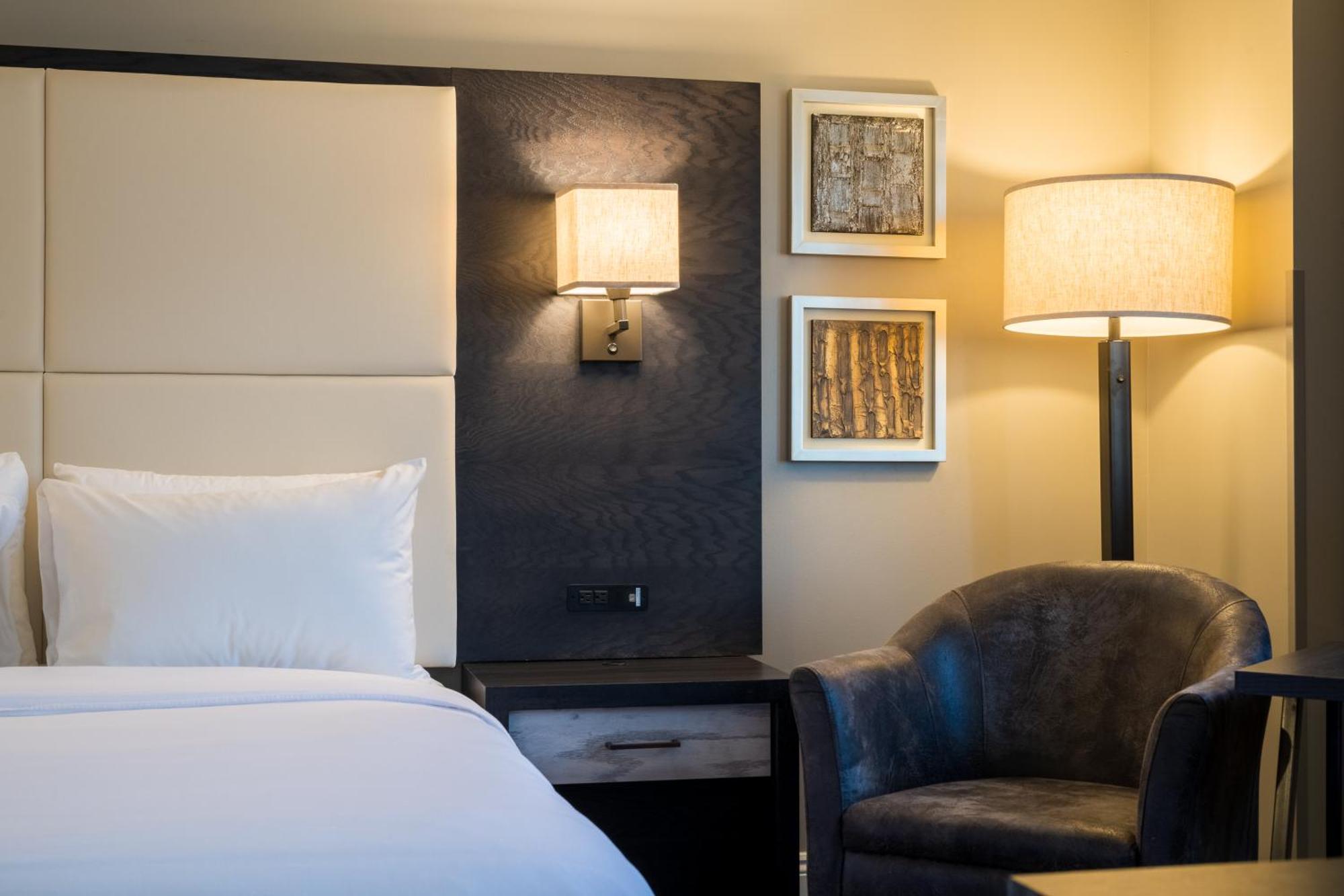 Crowne Plaza Hotel Moncton Downtown By Ihg Εξωτερικό φωτογραφία
