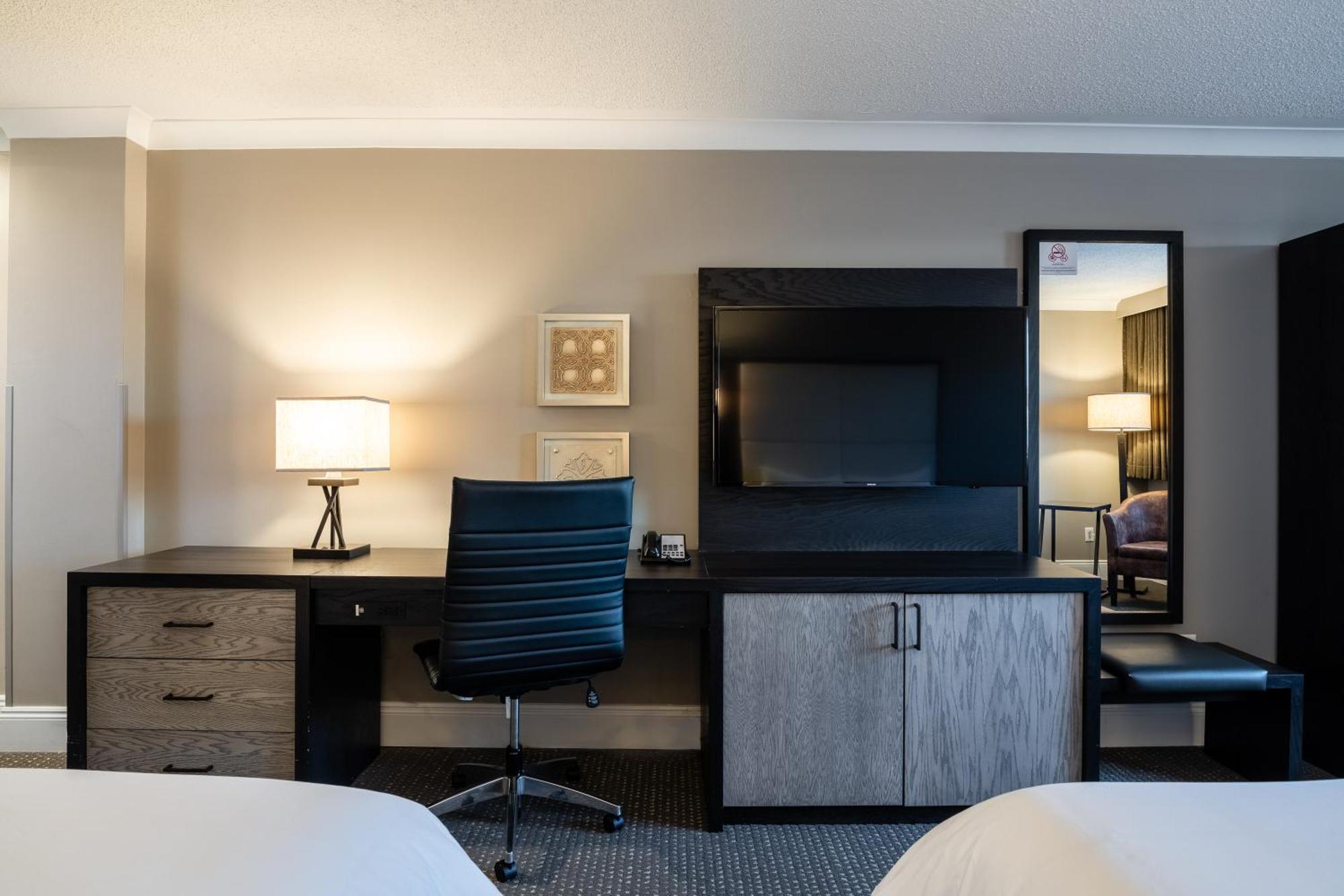 Crowne Plaza Hotel Moncton Downtown By Ihg Εξωτερικό φωτογραφία